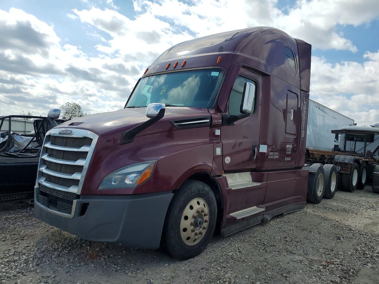 3AKJHHDR2MSMV2263 · 2021 FREIGHTLINER CASCADIA 126 · 2/10