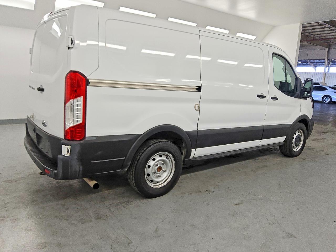 1FTYE1Y84LKB41182 · 2020 FORD TRANSIT · 3/13
