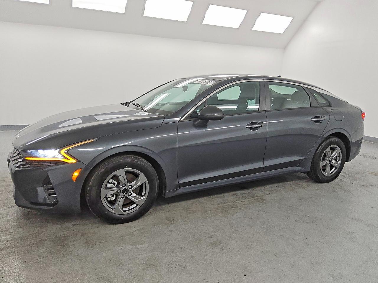 5XXG14J22NG136882 · 2022 KIA K5