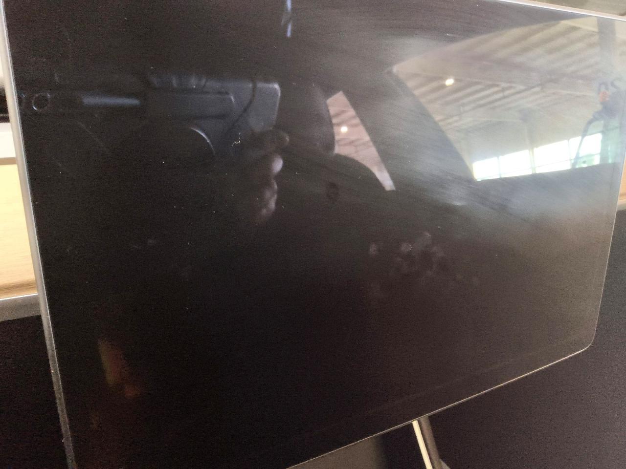 5YJ3E1EA2JF045675 · 2018 TESLA MODEL 3 · 9/12