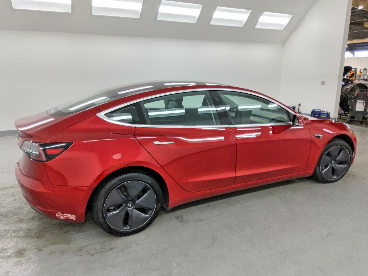5YJ3E1EA2JF045675 · 2018 TESLA MODEL 3 · 3/12