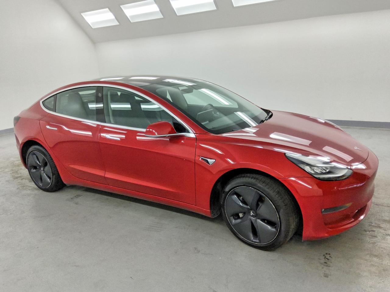 5YJ3E1EA2JF045675 · 2018 TESLA MODEL 3 · 4/12
