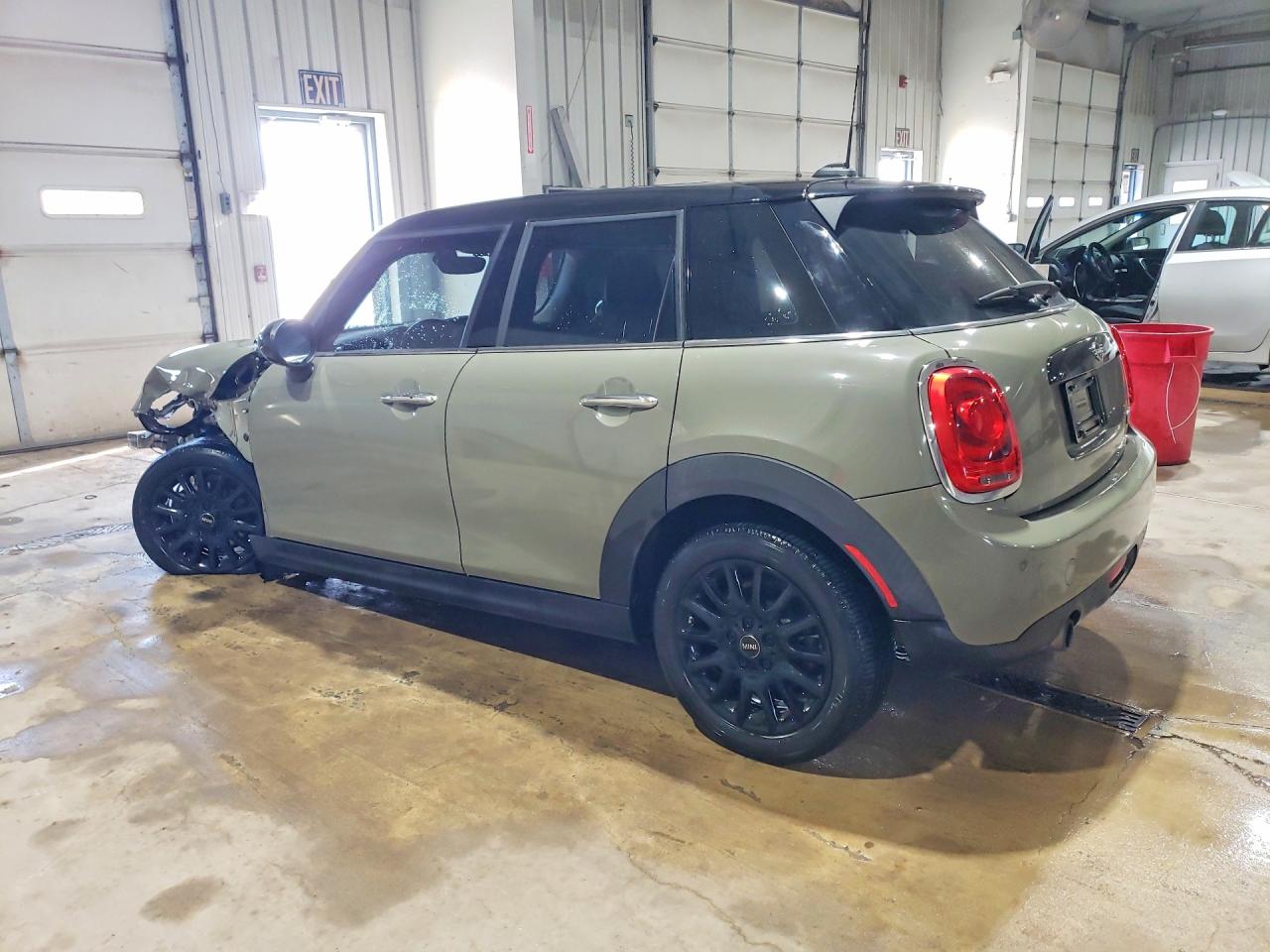 WMWXU1C59K2J01834 · 2019 MINI COOPER · 2/13