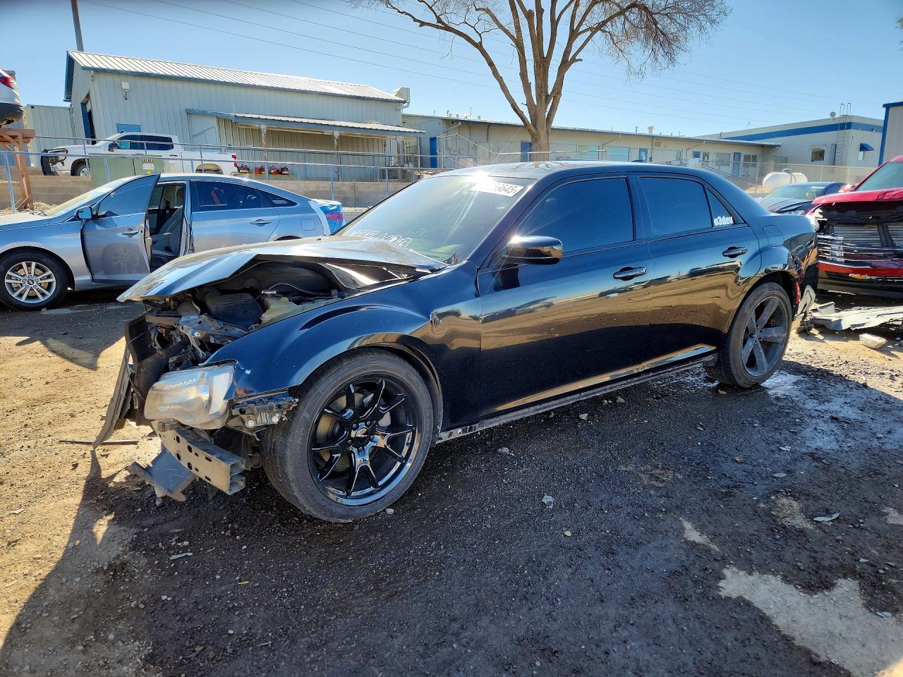 2C3CCABG5KH562936 · 2019 CHRYSLER 300