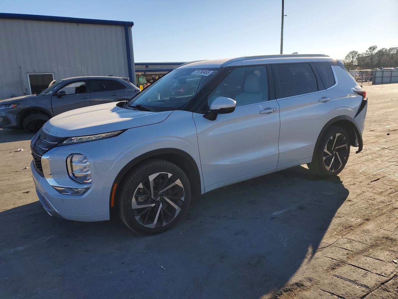 JA4J3WA82RZ039078 · 2024 MITSUBISHI OUTLANDER