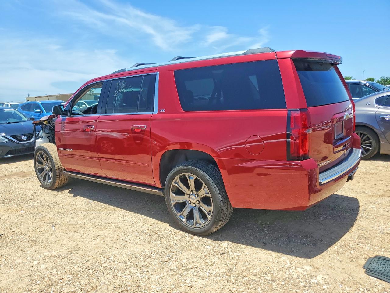 1GNSCKKC0FR210693 · 2015 CHEVROLET SUBURBAN · 2/14