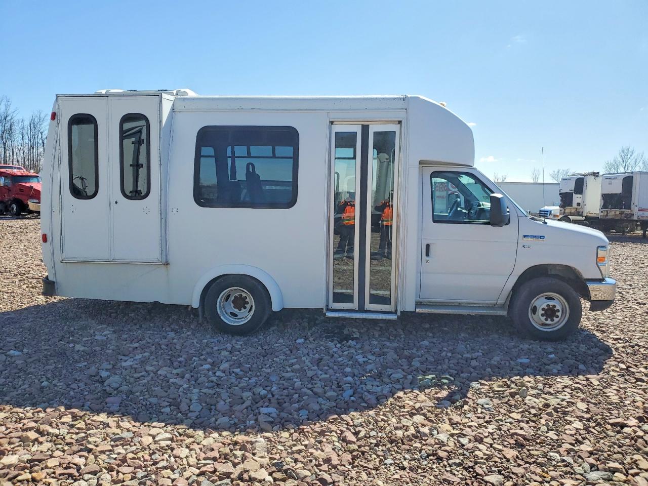1FDWE3FL0DDB26352 · 2013 FORD ECONOLINE · 9/10