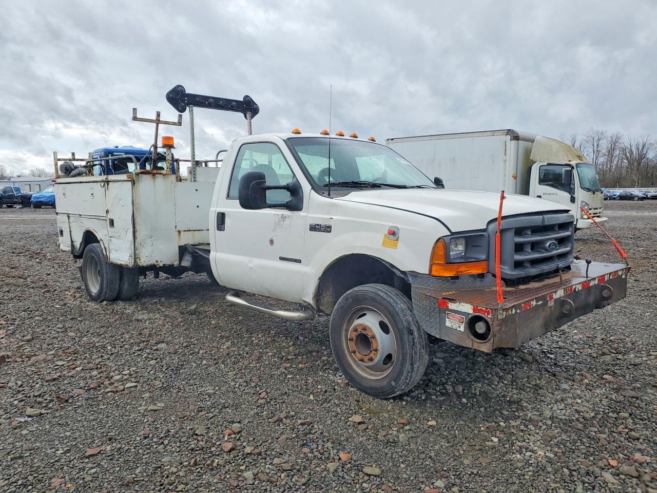 1FDXF46F2YEE39663 · 2000 FORD F450 · 4/13