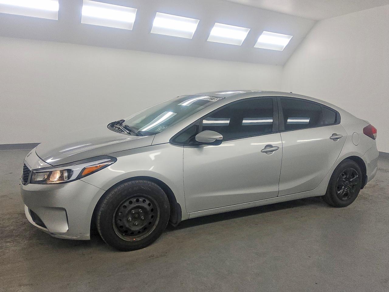 3KPFK4A76JE230710 · 2018 KIA FORTE