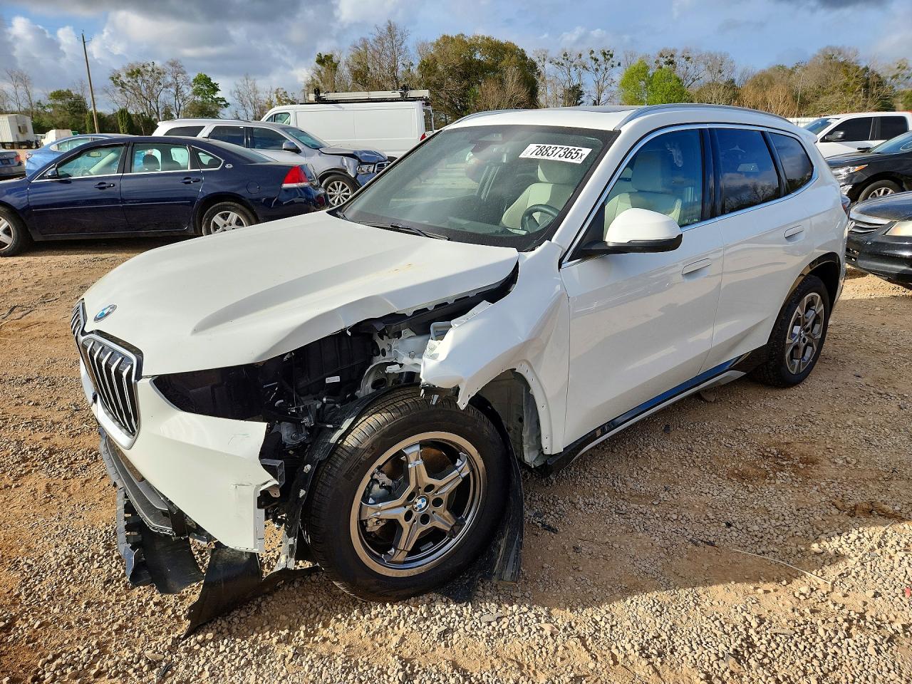 WBX73EF03S5105702 · 2025 BMW X1