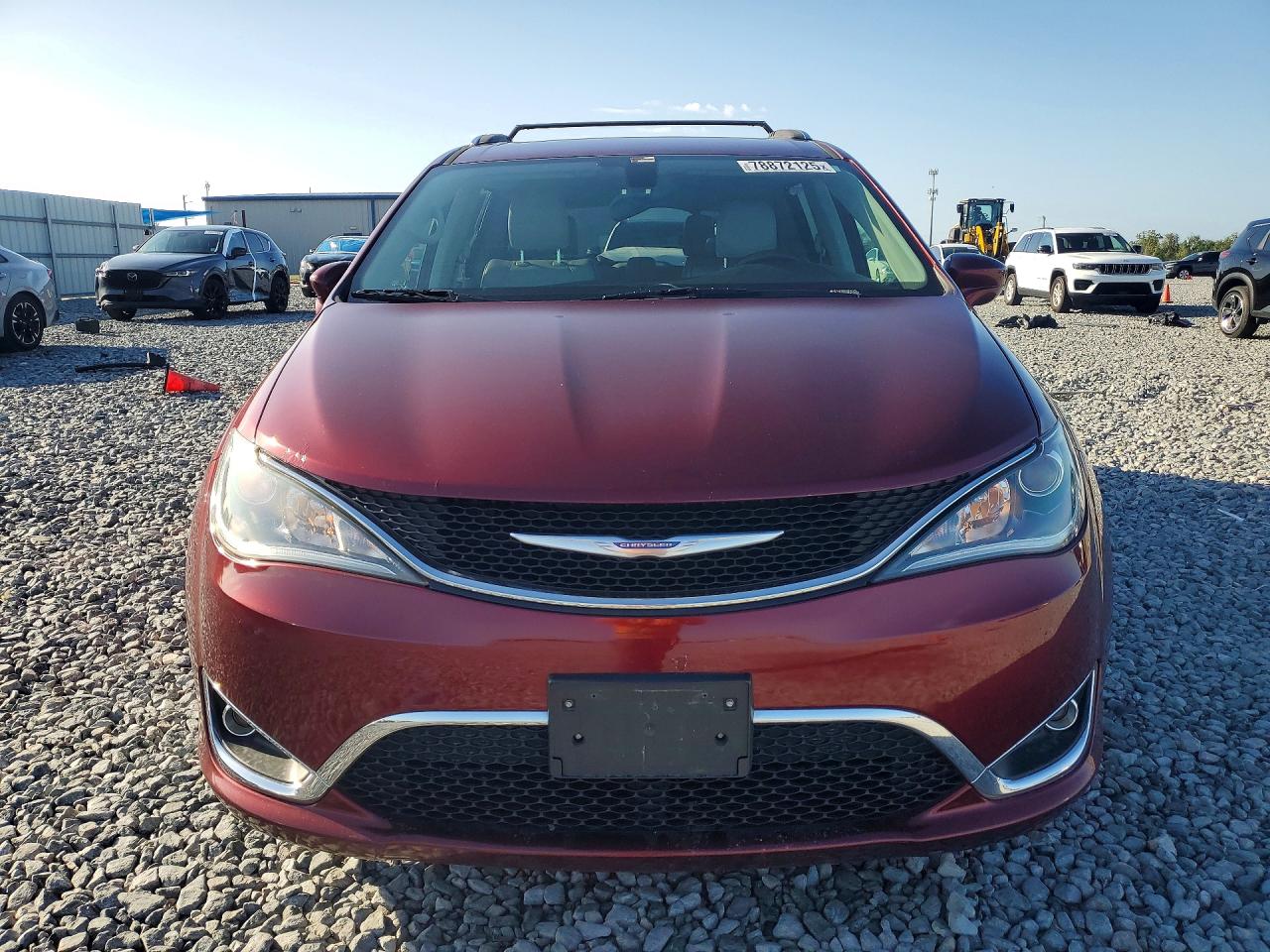 2C4RC1BG4JR113813 · 2018 CHRYSLER PACIFICA · 5/13