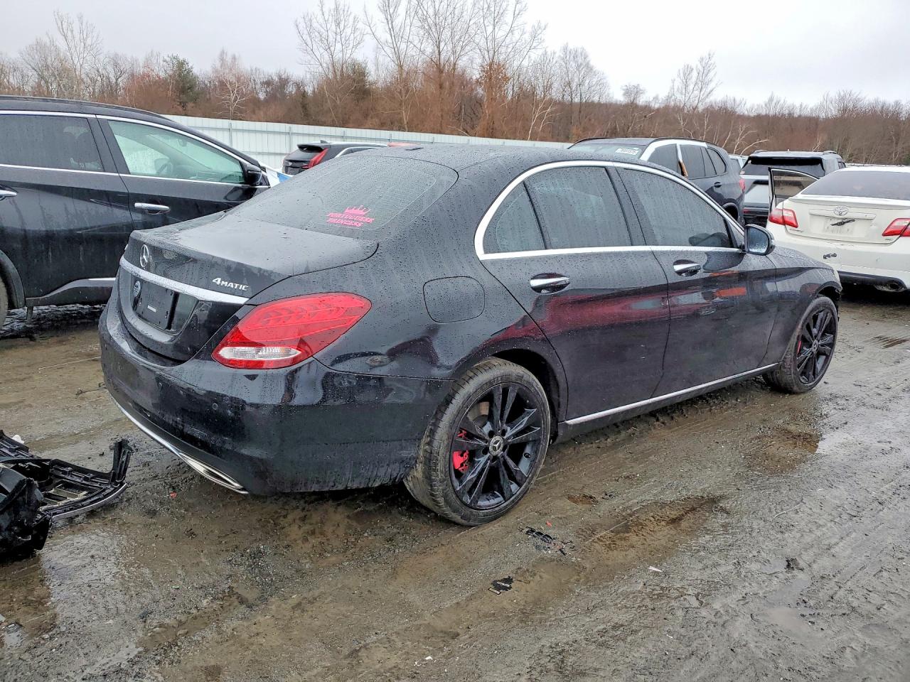55SWF4KB3JU279251 · 2018 MERCEDES-BENZ C · 3/13