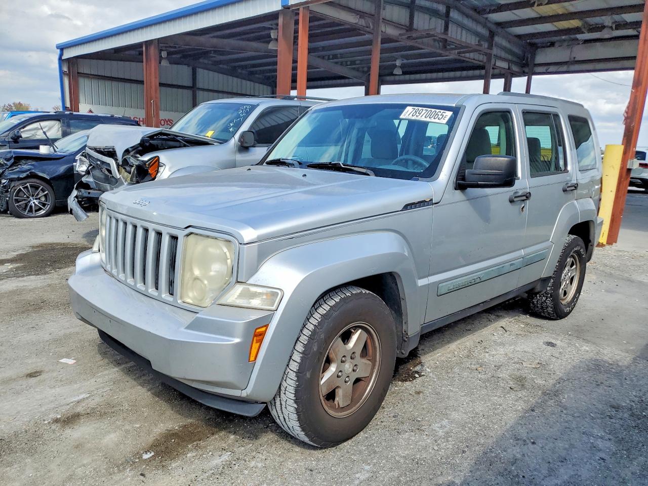 1J8GP28K28W187657 · 2008 JEEP LIBERTY