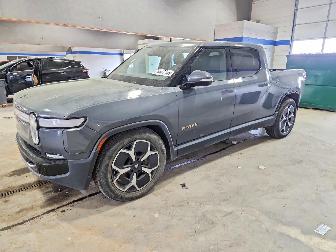 7FCTGAAA6NN007772 · 2022 RIVIAN R1T