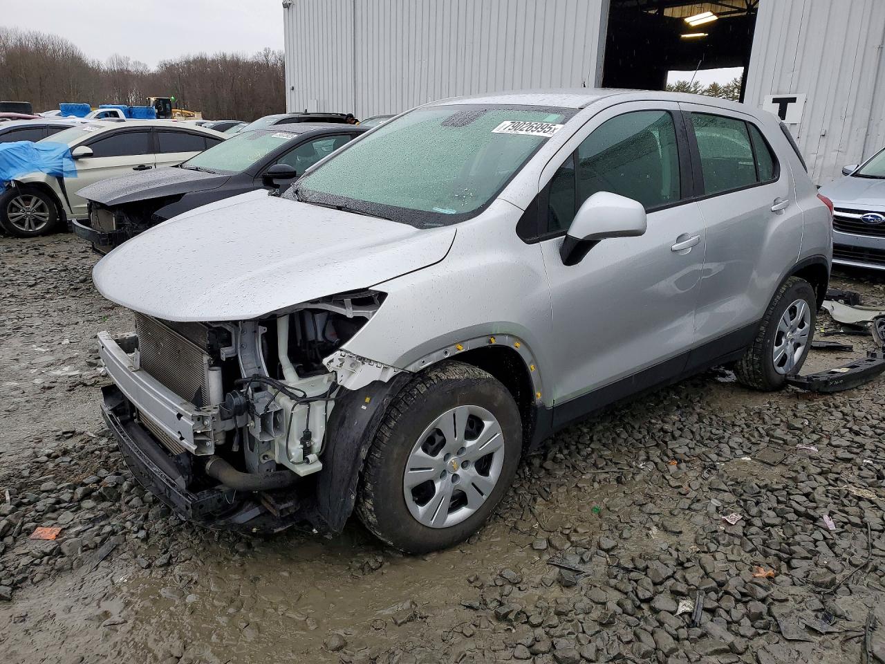 KL7CJKSB5JB593152 · 2018 CHEVROLET TRAX