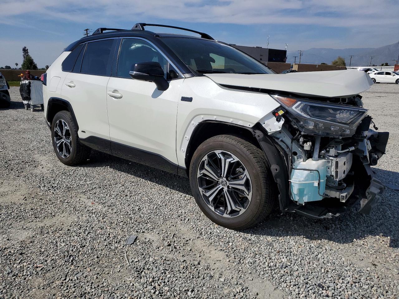 JTMFB3FV4MD065358 · 2021 TOYOTA RAV4 PRIME · 4/13