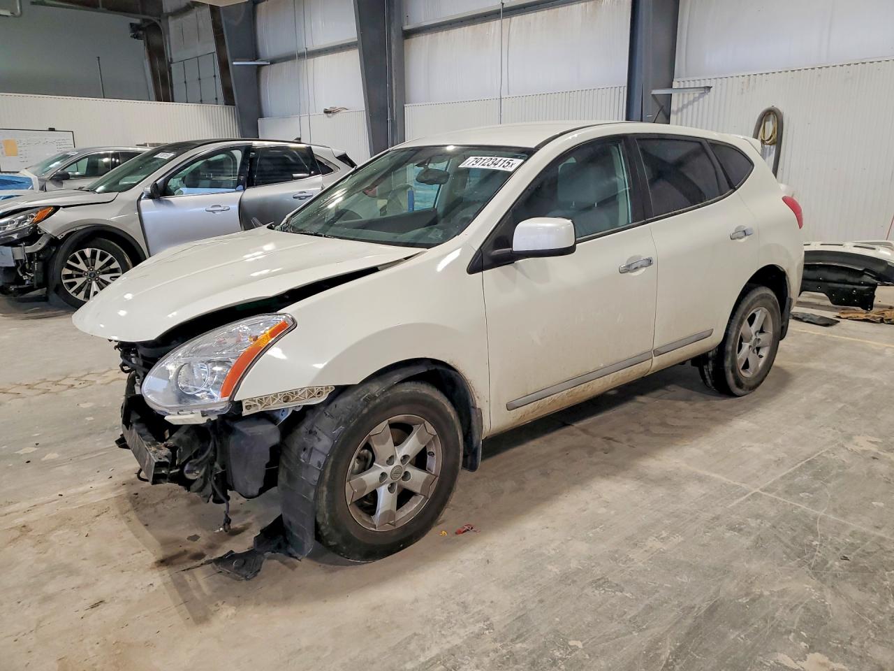 JN8AS5MV5DW143986 · 2013 NISSAN ROGUE
