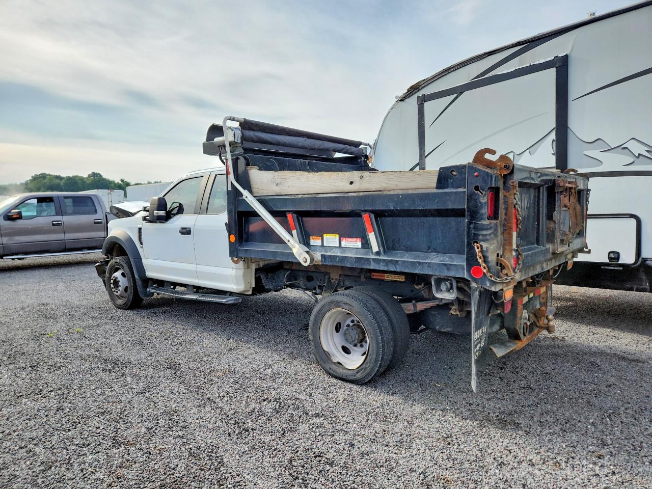 1FD0X5HN4NED37172 · 2022 FORD F550