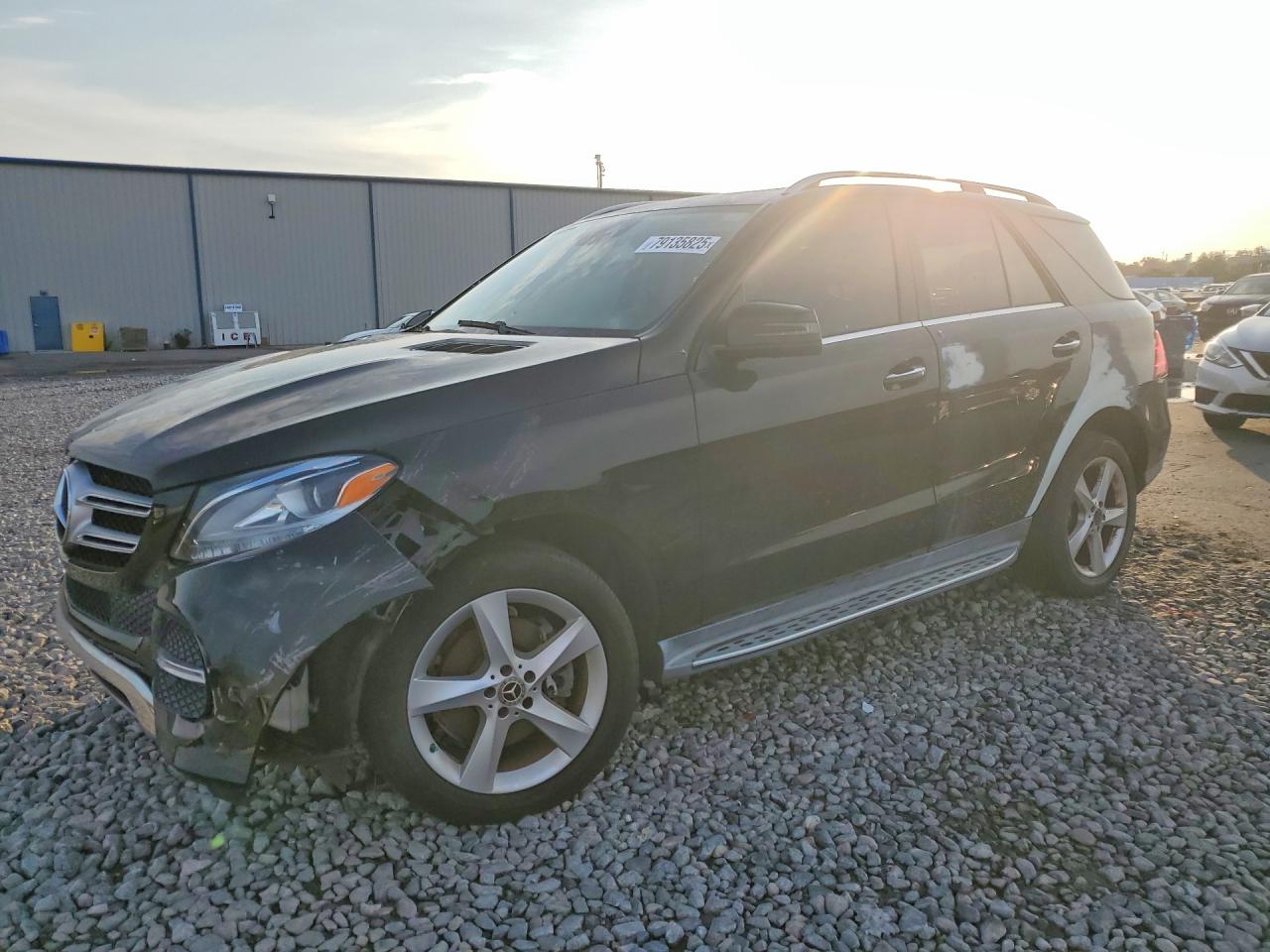 4JGDA5JB9JB092173 · 2018 MERCEDES-BENZ GLE
