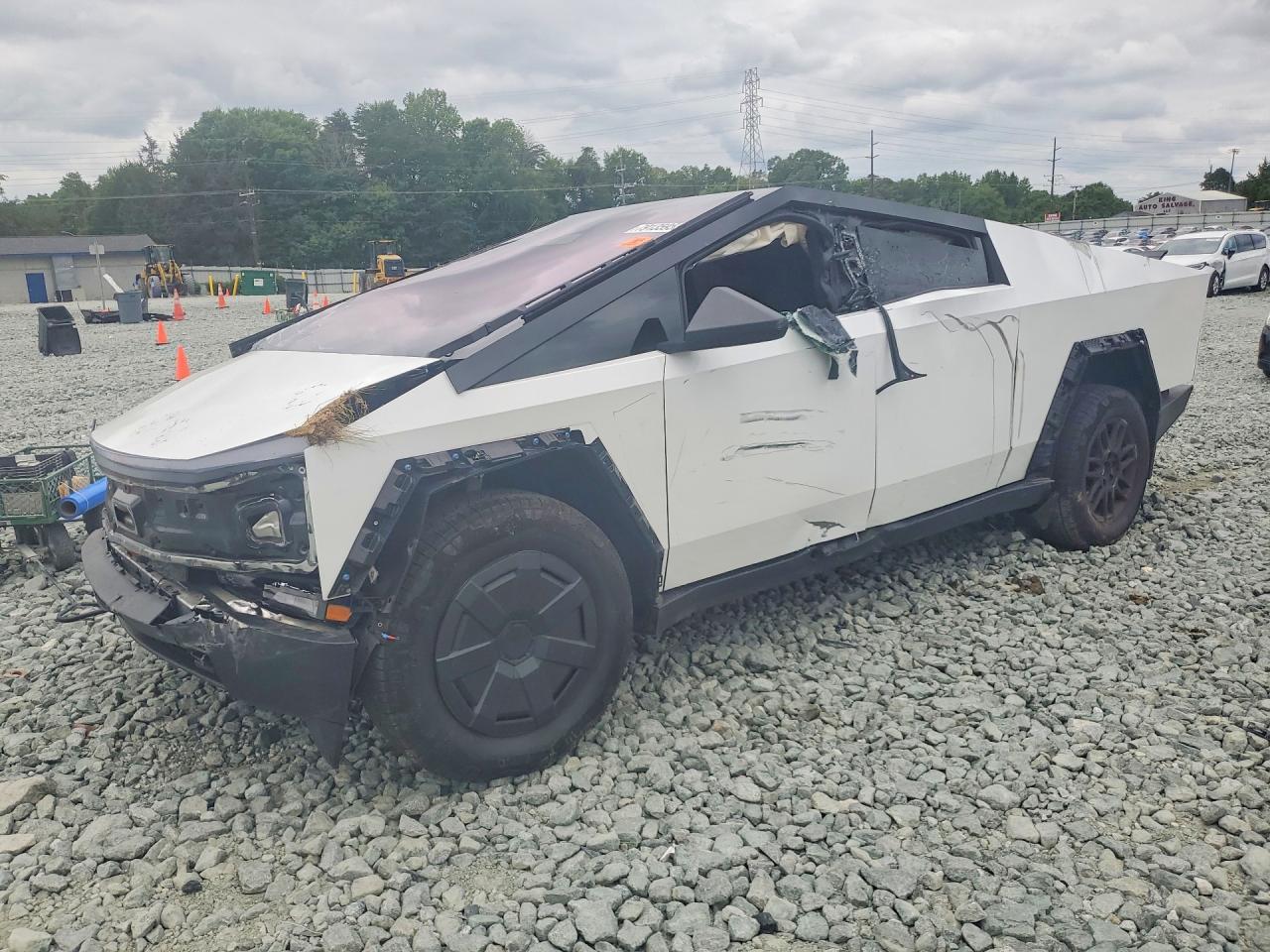 7G2CEHED9SA069292 · 2025 TESLA CYBERTRUCK