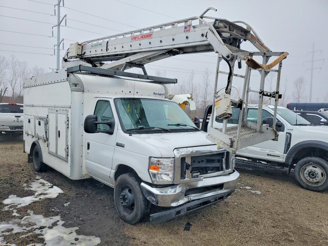 1FDXE4FS1KDC17144 · 2019 FORD ECONOLINE
