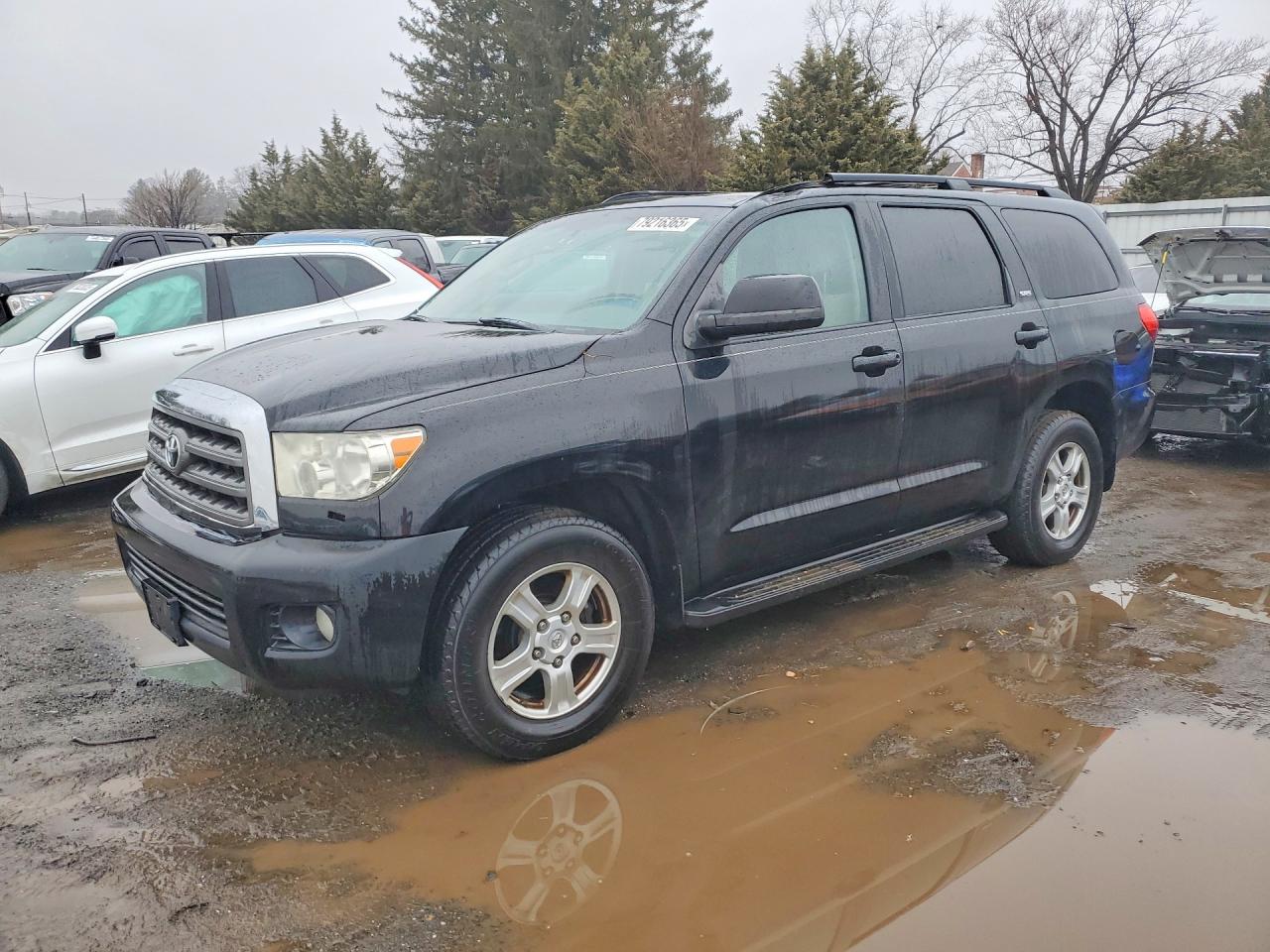 5TDBY5G17BS045272 · 2011 TOYOTA SEQUOIA