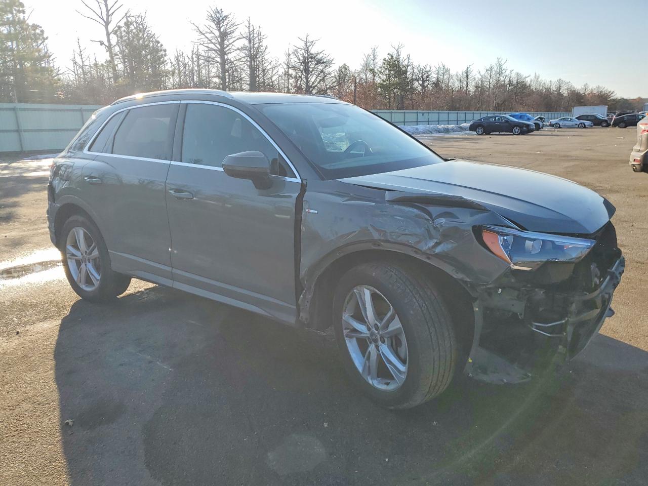 WA1DECF38L1095440 · 2020 AUDI Q3 · 4/14