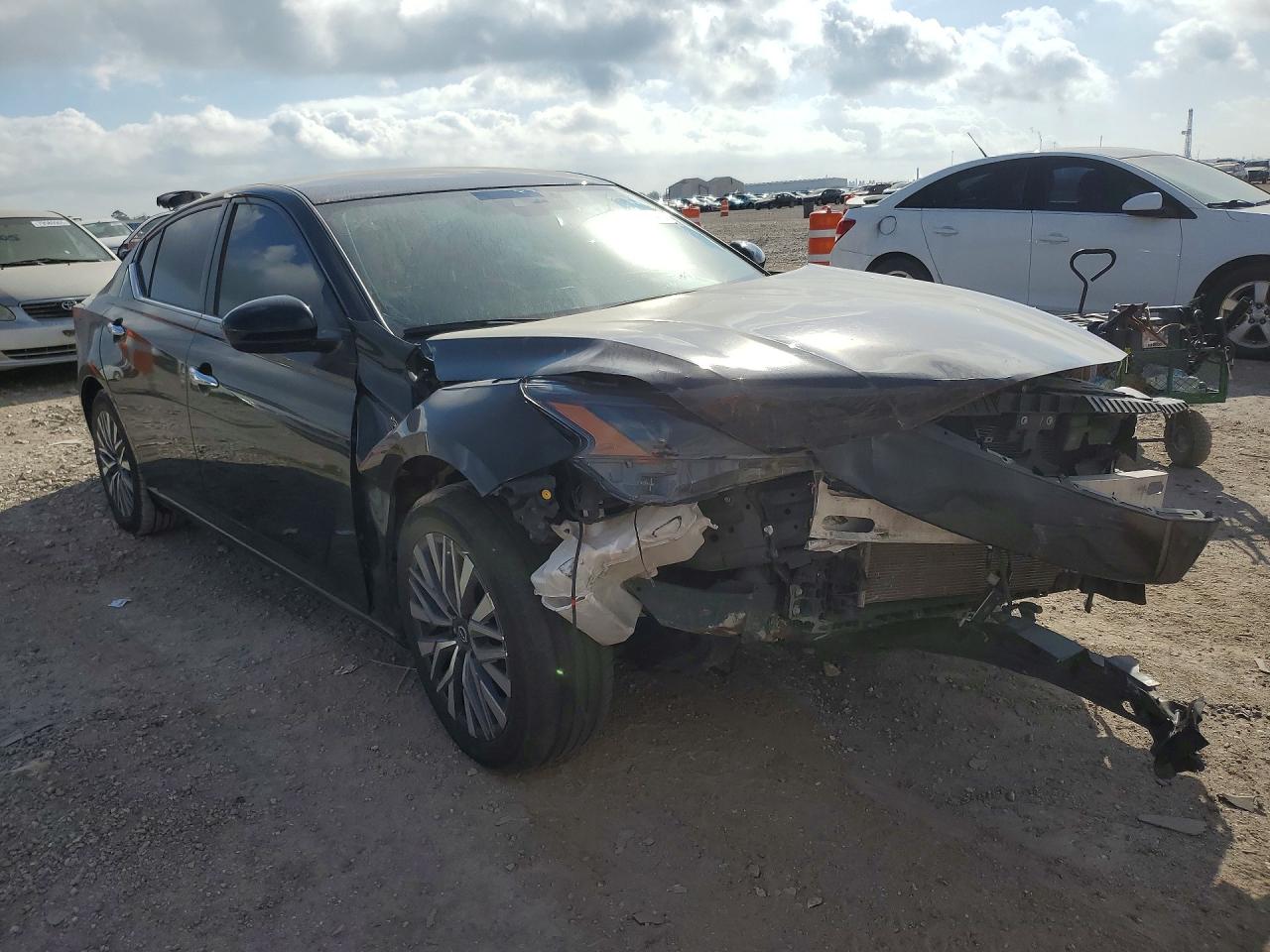 1N4BL4DV3PN336712 · 2023 NISSAN ALTIMA · 4/12