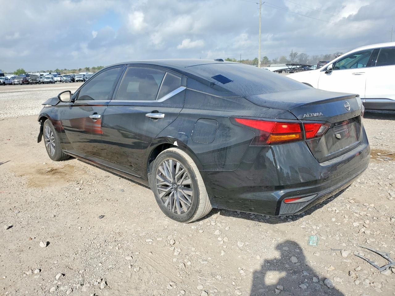 1N4BL4DV3PN336712 · 2023 NISSAN ALTIMA · 2/12
