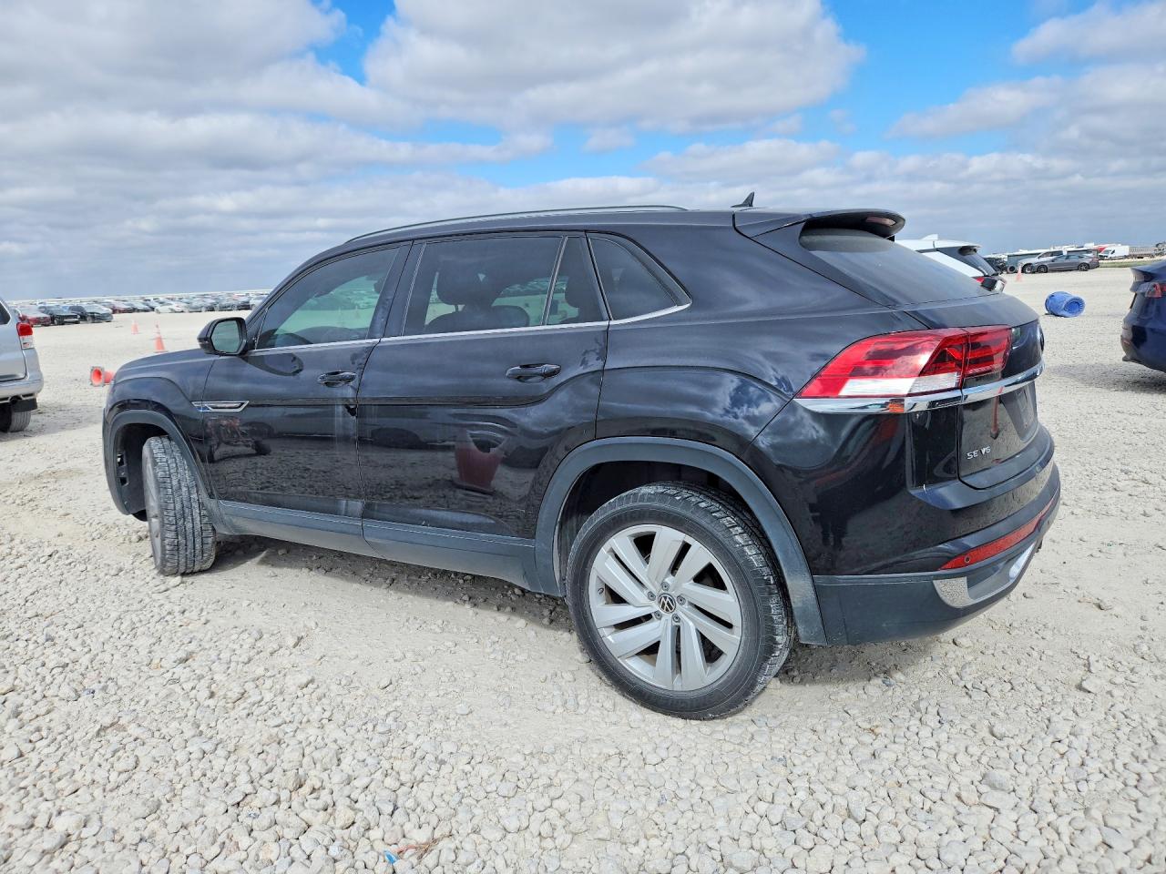 1V2JE2CA5MC201868 · 2021 VOLKSWAGEN ATLAS CROSS SPORT · 2/13