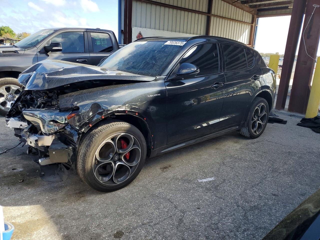 ZASPAKBN5R7D74163 · 2024 ALFA ROMEO STELVIO