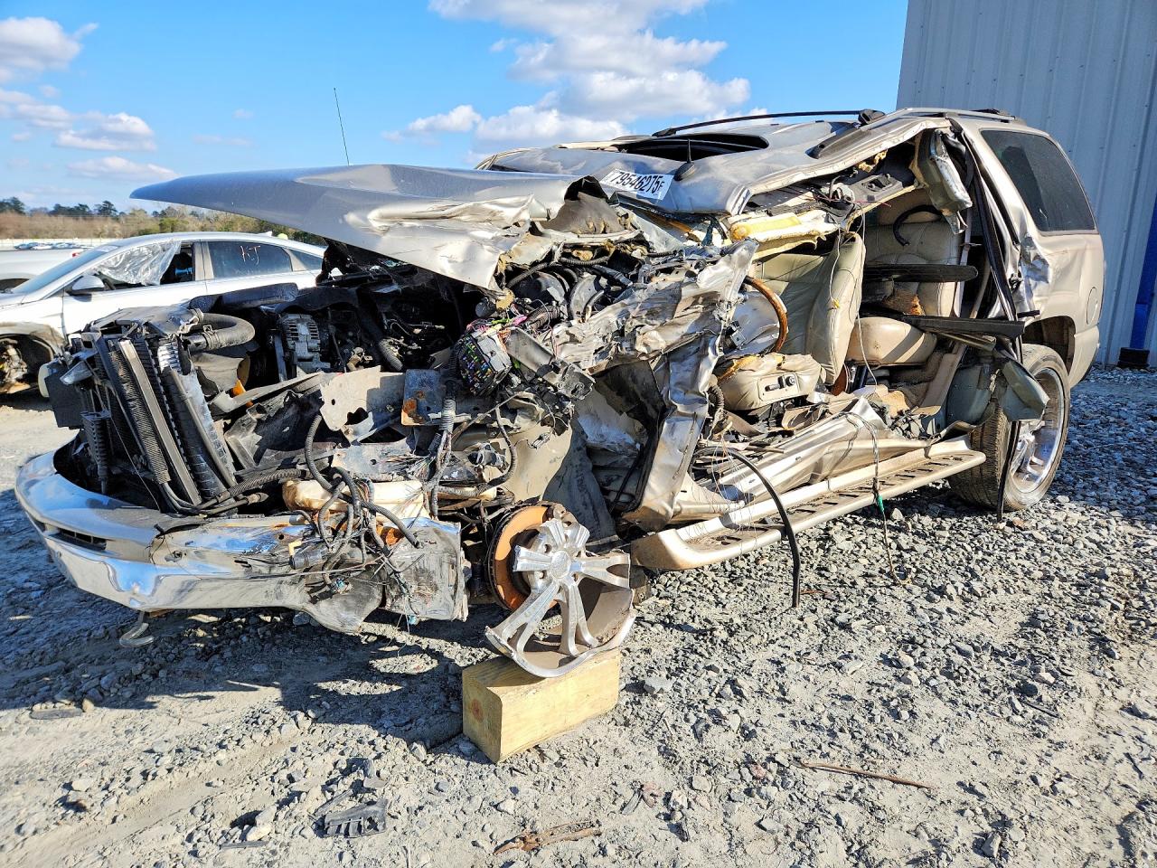 1GNEC13Z82J323536 · 2002 CHEVROLET TAHOE