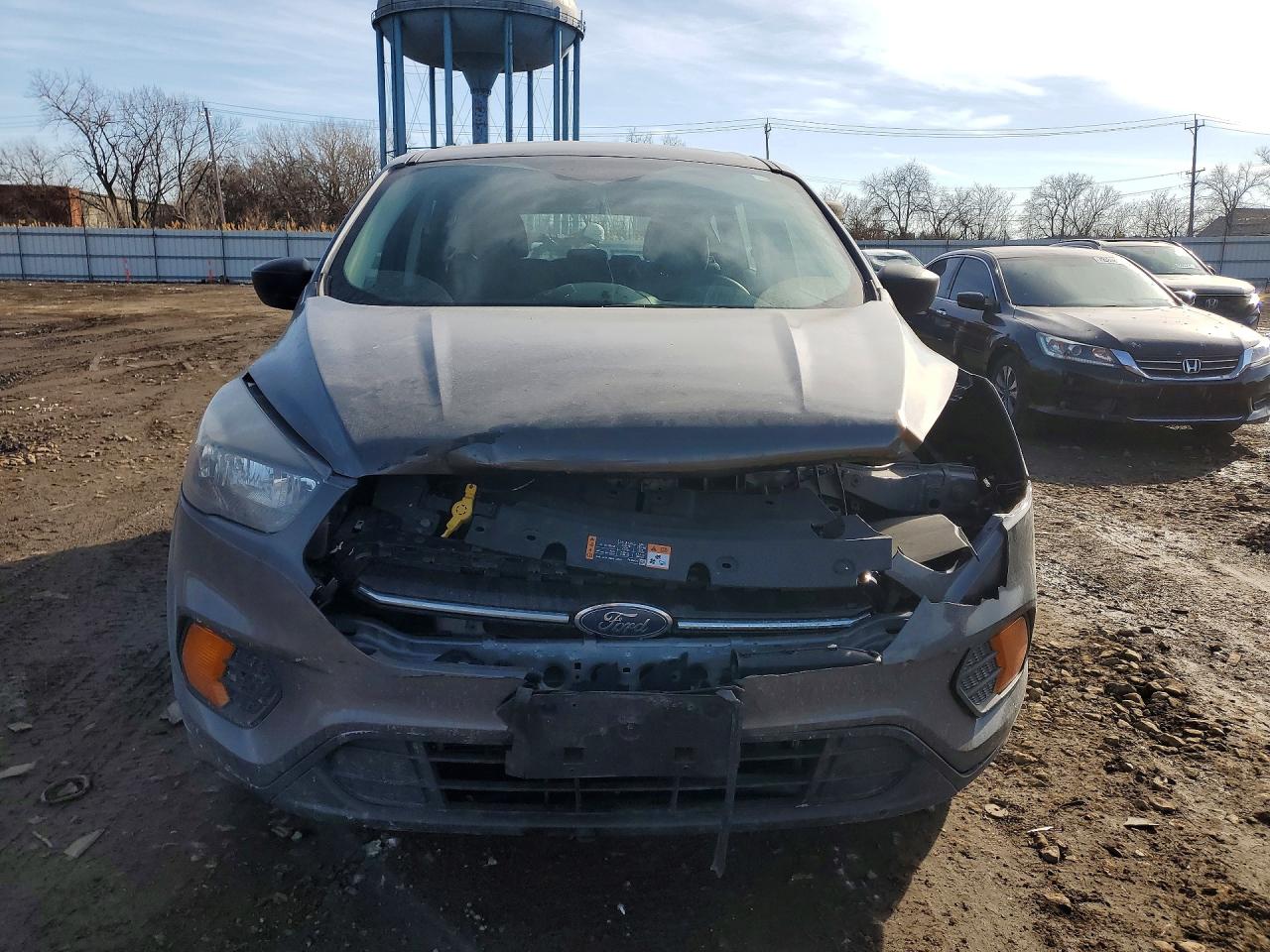 1FMCU0F77KUB26952 · 2019 FORD ESCAPE · 5/13