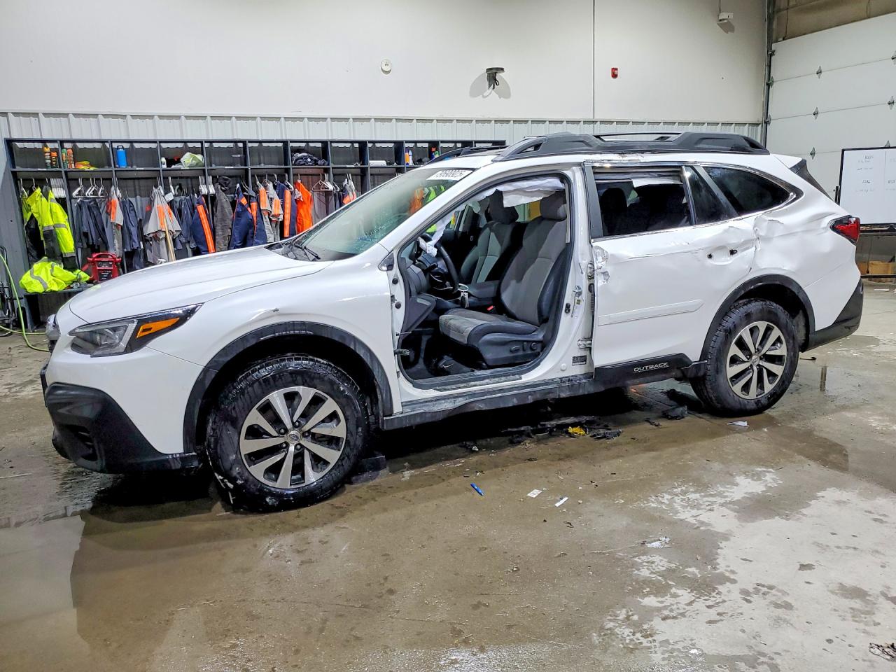 4S4BTAFC3N3152380 · 2022 SUBARU OUTBACK