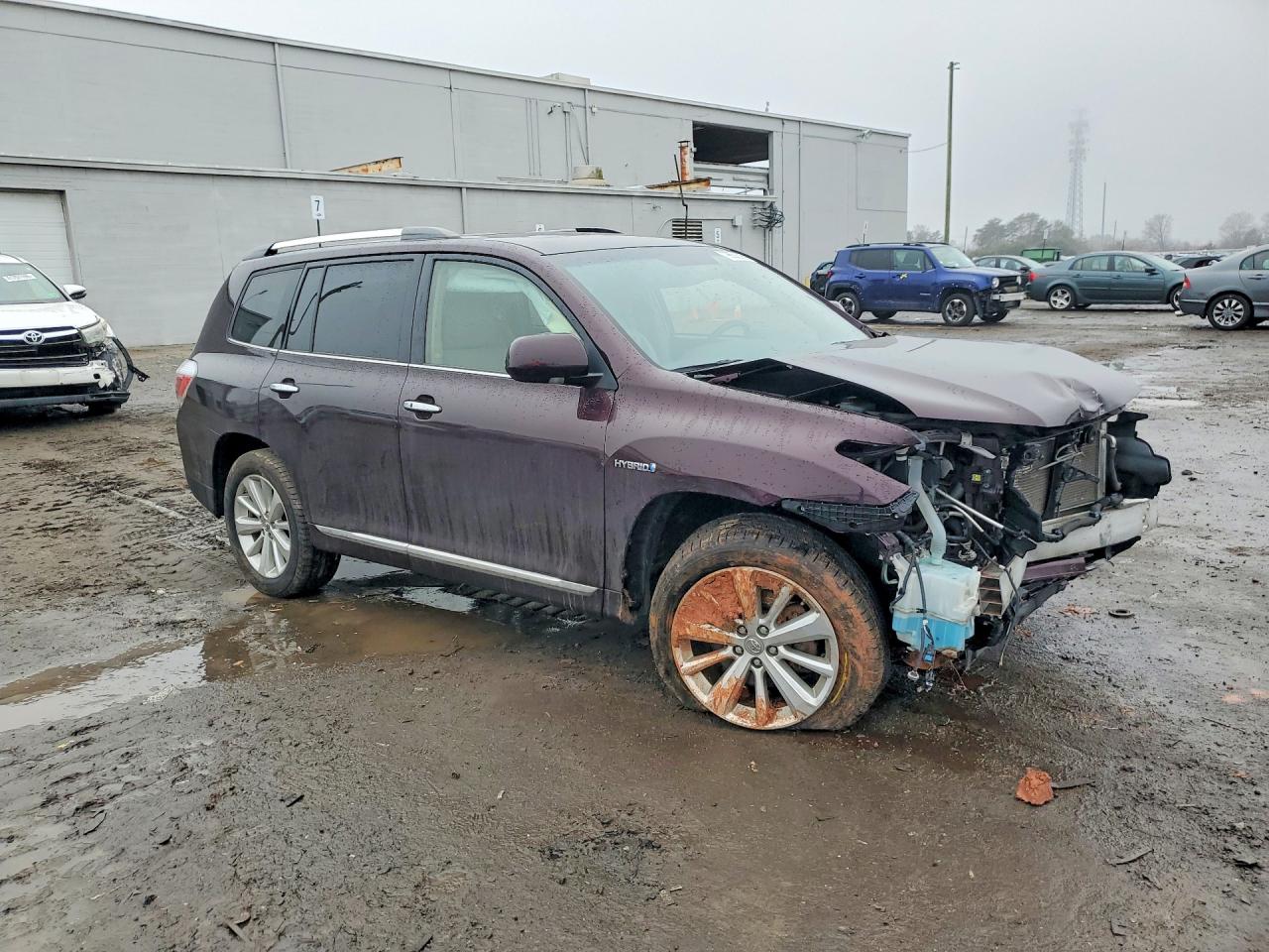 JTEDC3EH2D2014934 · 2013 TOYOTA HIGHLANDER HYBRID · 4/13
