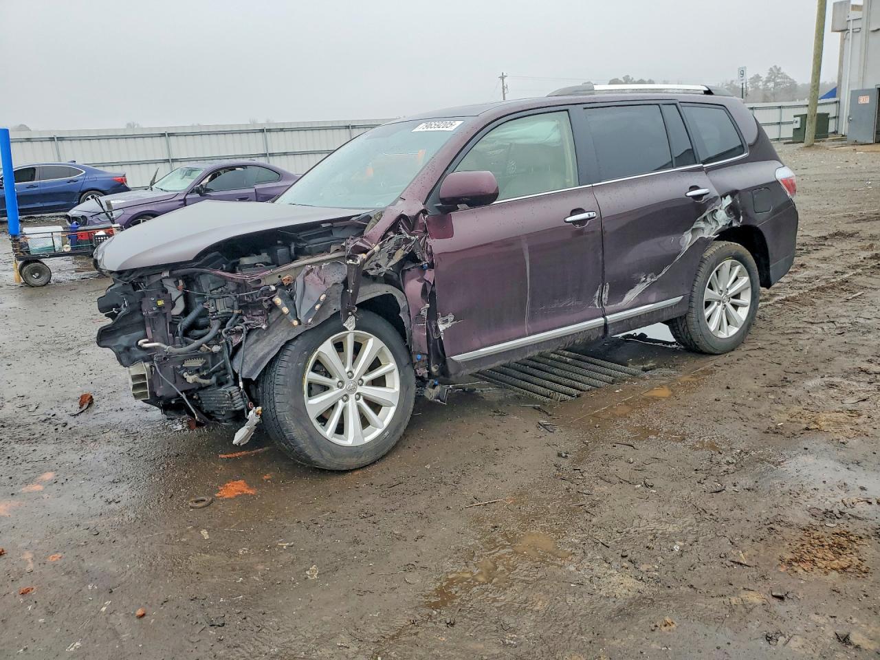 JTEDC3EH2D2014934 · 2013 TOYOTA HIGHLANDER HYBRID