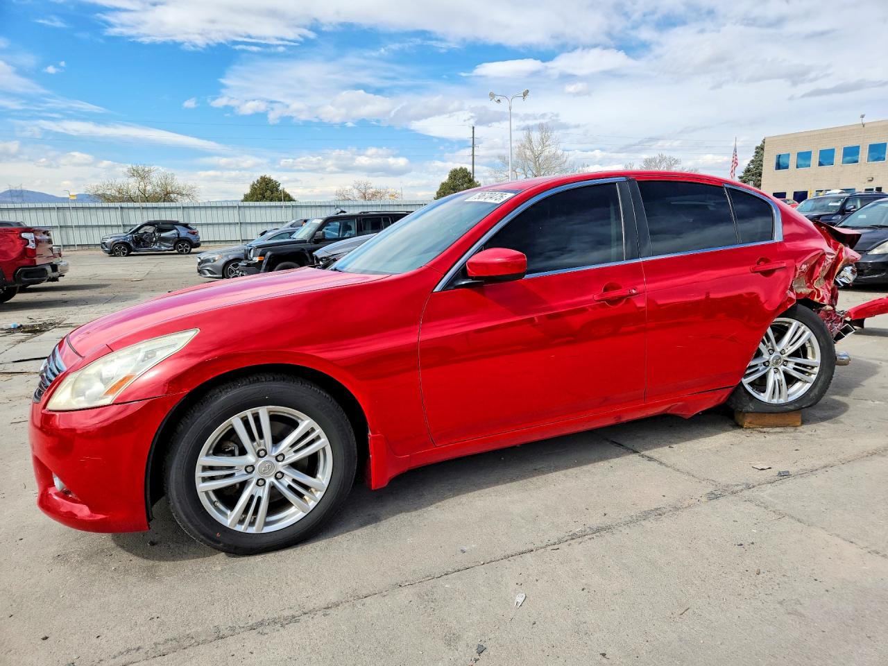 2013 INFINITI G37 SEDAN