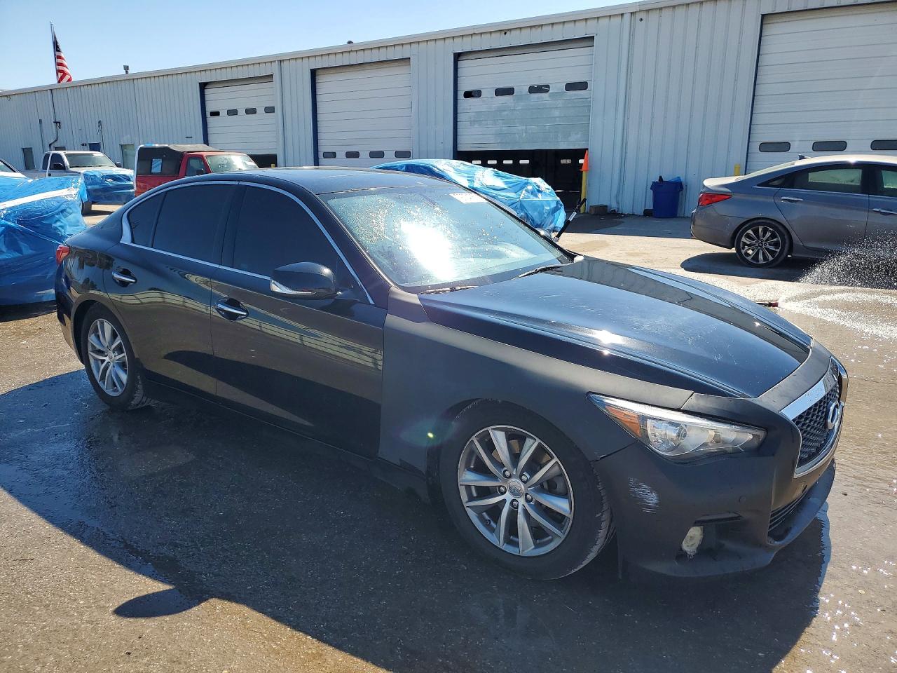 JN1BV7AR2FM410822 · 2015 INFINITI Q50 · 4/12