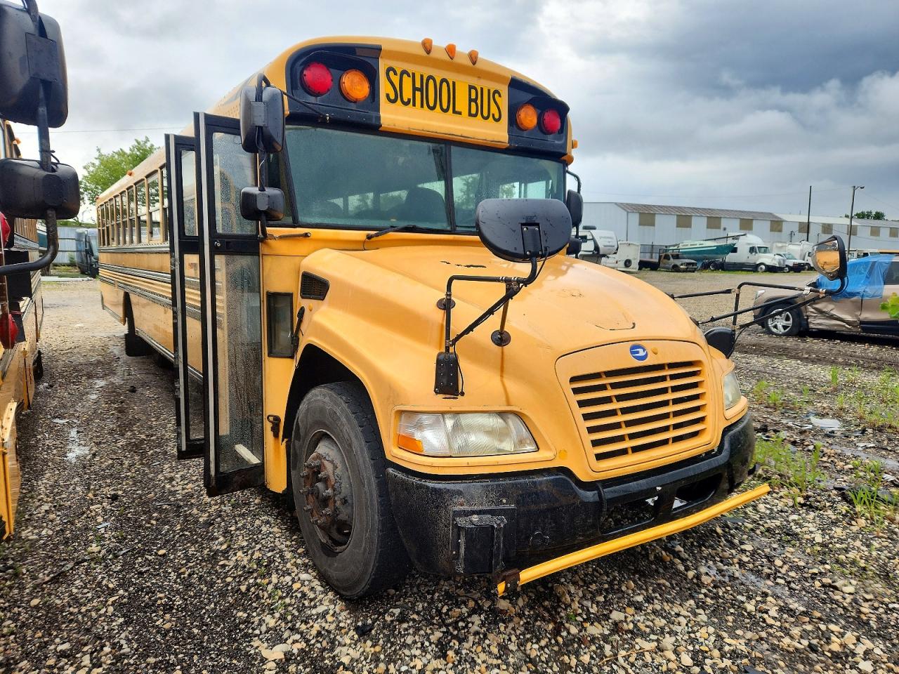 1BAKGCPA7CF287336 · 2012 BLUB SCHOOL BUS