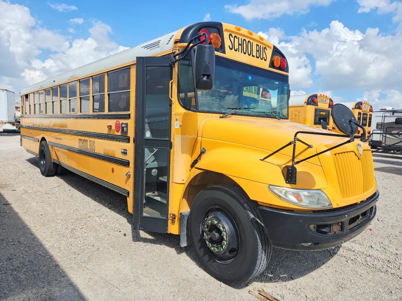4DRBUSKN9DB304452 · 2013 IC CORPORATION CE SERIES SCHOOL