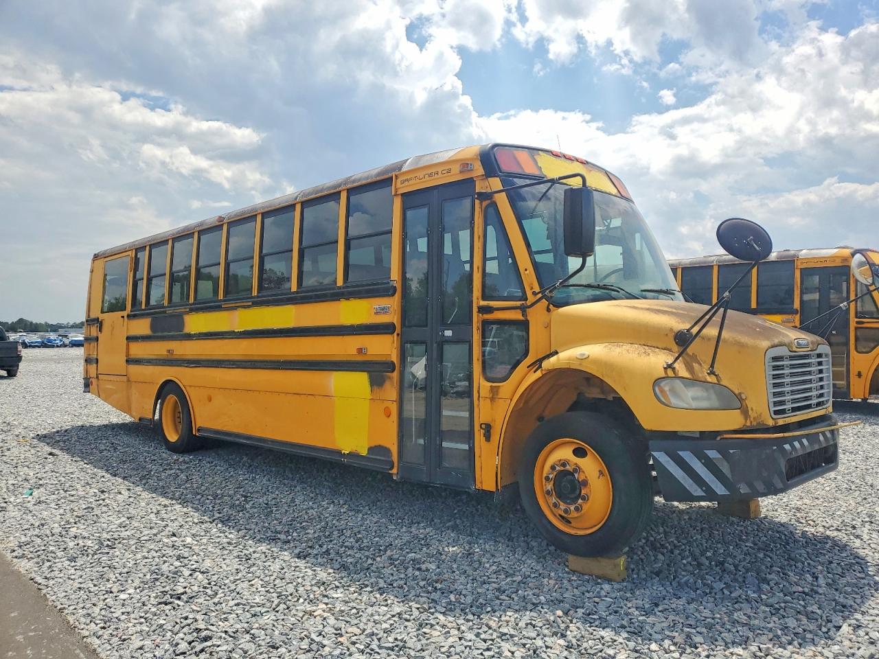 4UZABRDT8ACAN9674 · 2010 FREIGHTLINER CHASSIS