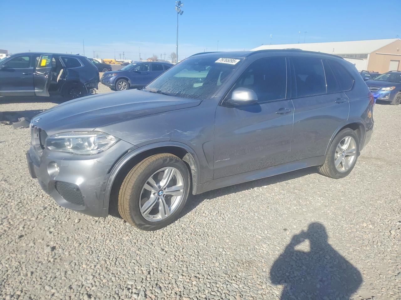 5UXKR6C55G0J83445 · 2016 BMW X5