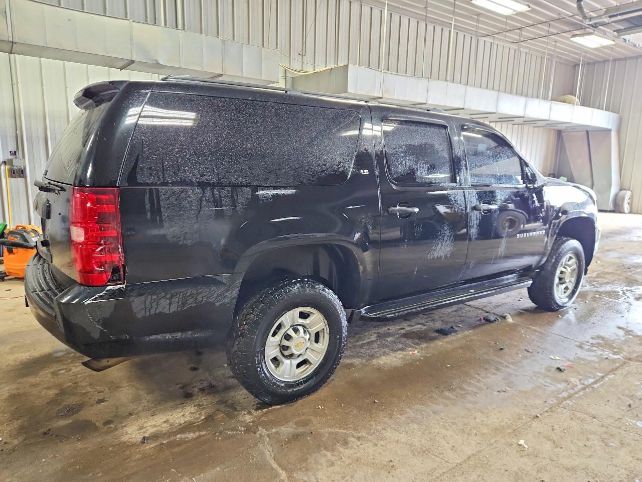 1GNGK46K89R231558 · 2009 CHEVROLET SUBURBAN · 3/13