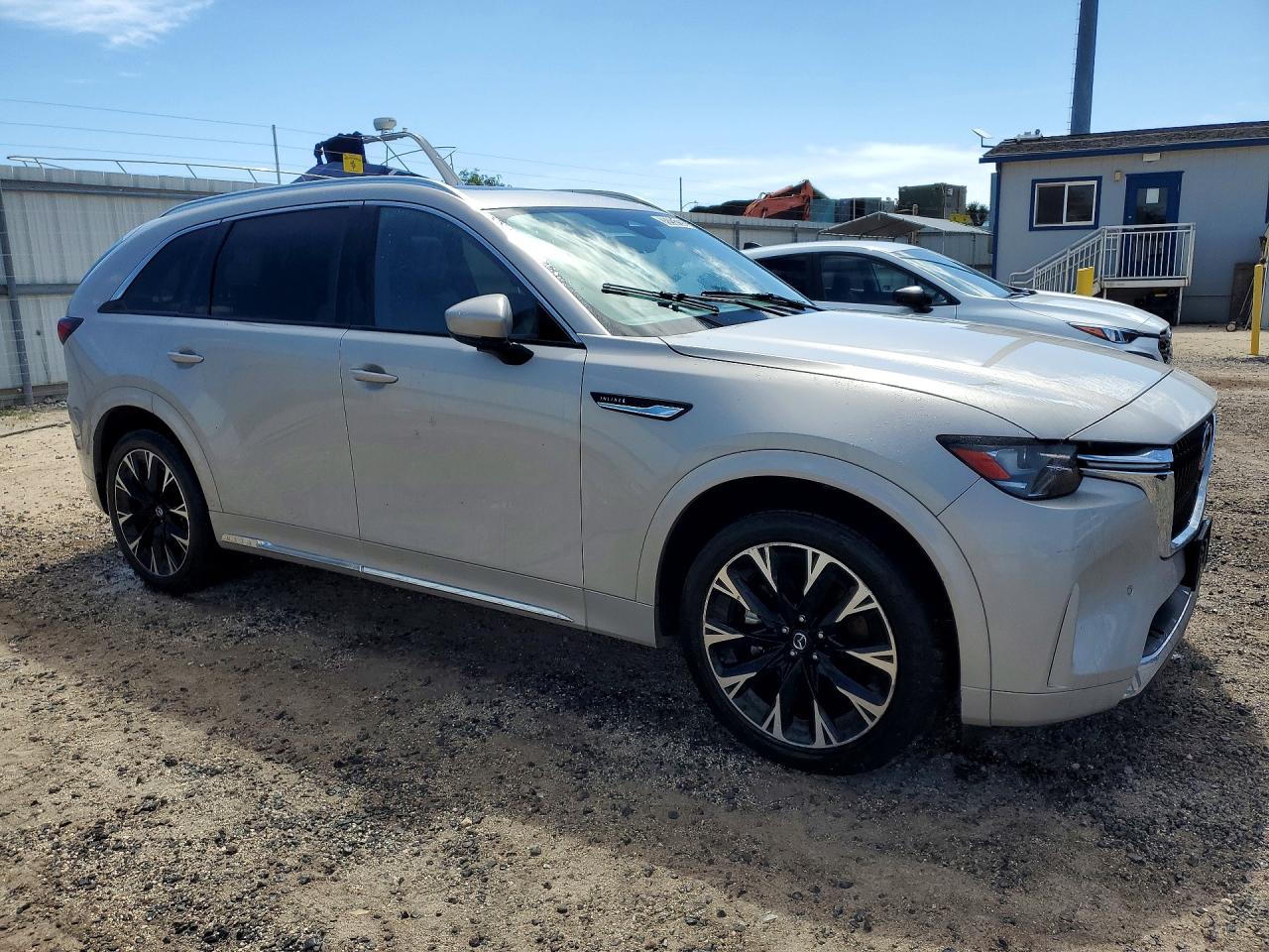 JM3KK1HC6R1141483 · 2024 MAZDA CX-90 · 4/13
