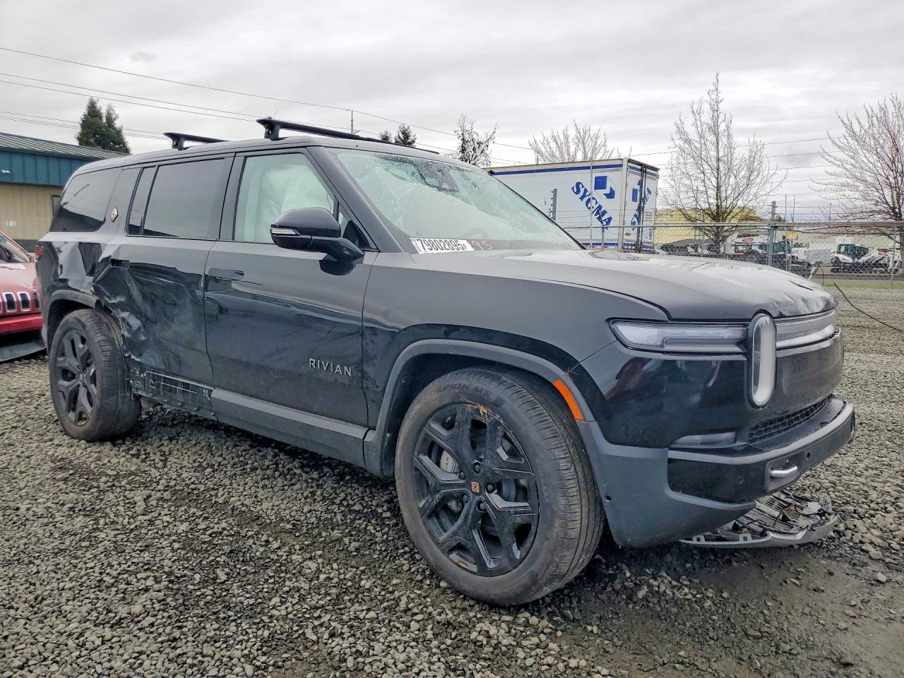 7PDSGBBA5SN066855 · 2025 RIVIAN R1S · 4/13