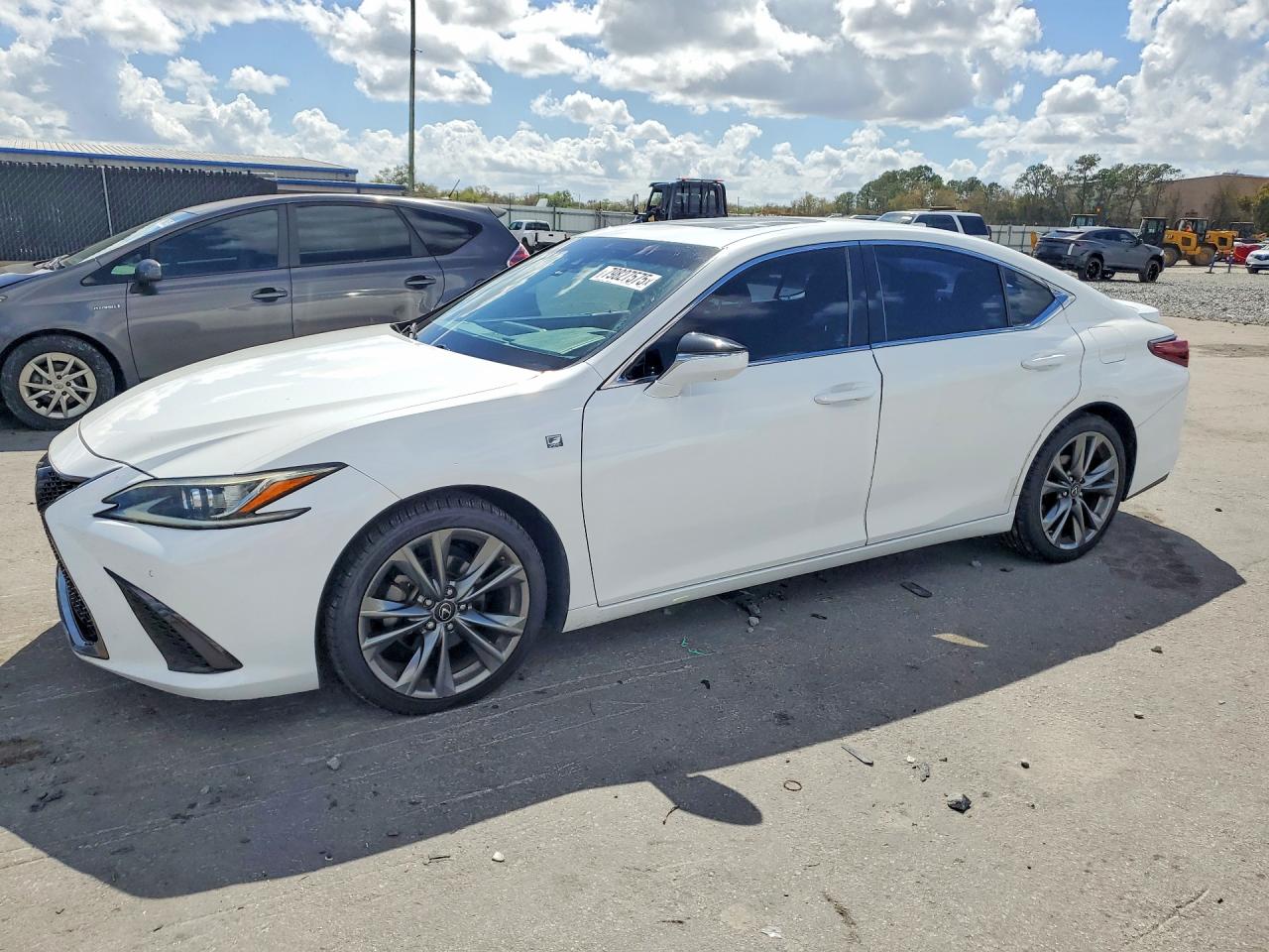 58ABZ1B10KU026821 · 2019 LEXUS ES 350
