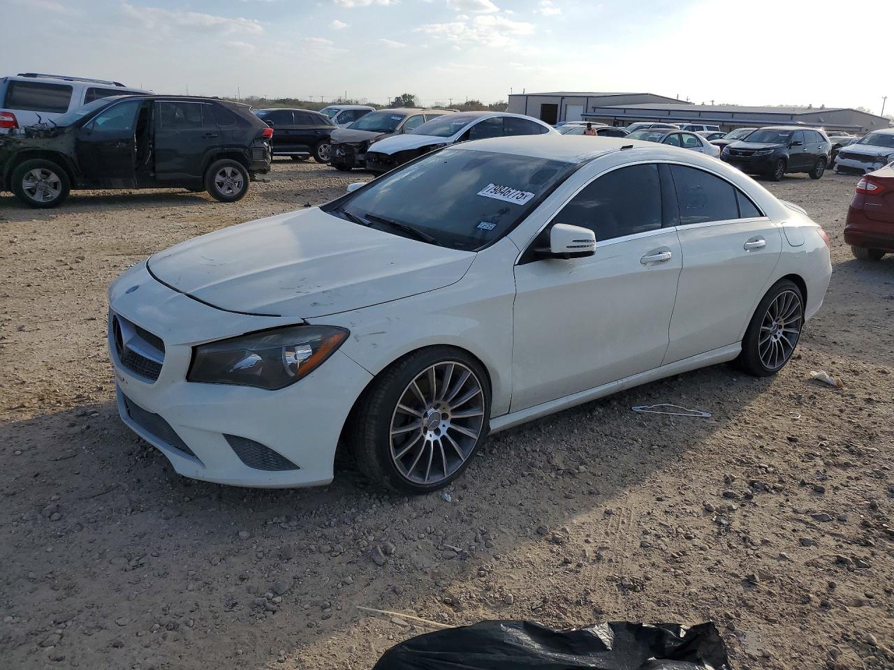 WDDSJ4GB2GN333131 · 2016 MERCEDES-BENZ CLA