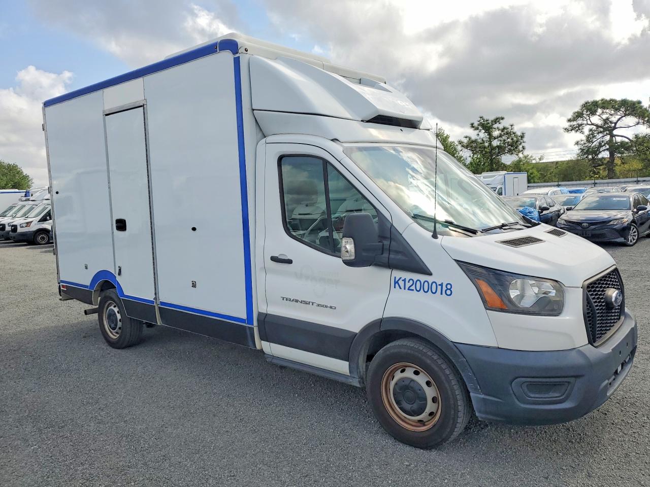 1FDBW5Z80LKA75542 · 2020 FORD TRANSIT · 4/13