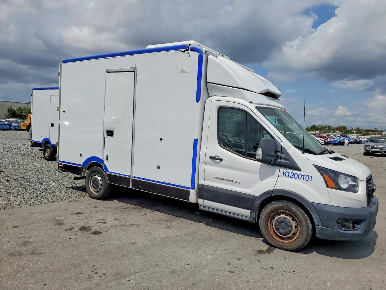 1FDBW5Z80LKB07485 · 2020 FORD TRANSIT · 4/13