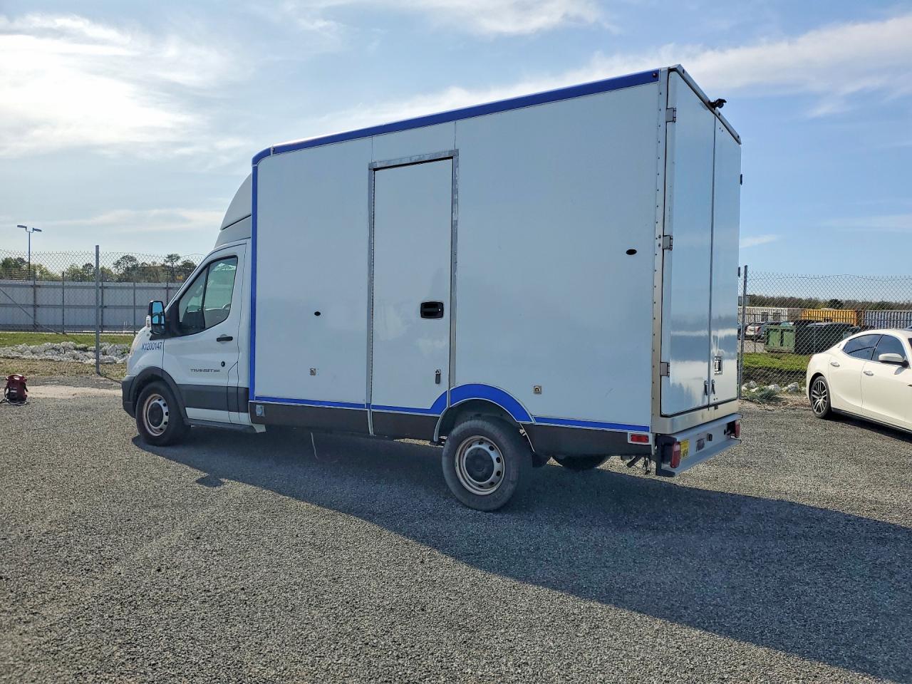 1FDBW5Z88LKB24924 · 2020 FORD TRANSIT · 2/14
